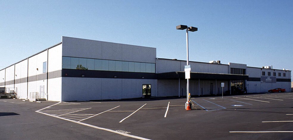 More Photos Of 2727 Kurtz St, San Diego Research And Development For Lease