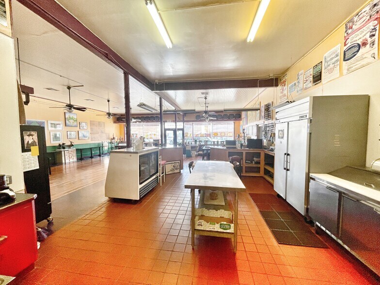 More Photos Of 7-9 Main St, Isleton Storefront Retail Residential For Sale