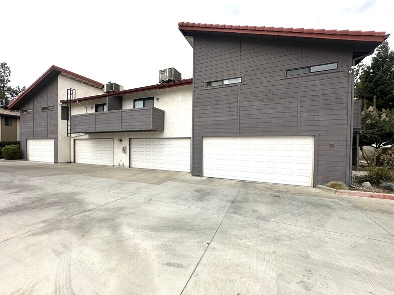 More Photos Of 2408 Gosford Rd, Bakersfield Apartments For Sale