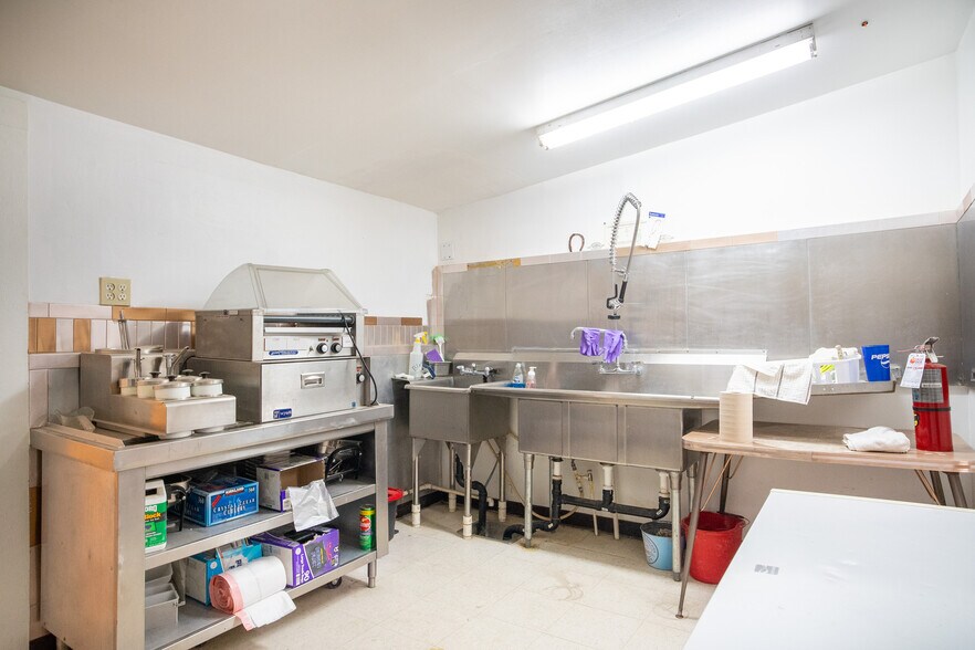 More Photos Of 4940 Tennessee Ave, Chloride Convenience Store For Sale