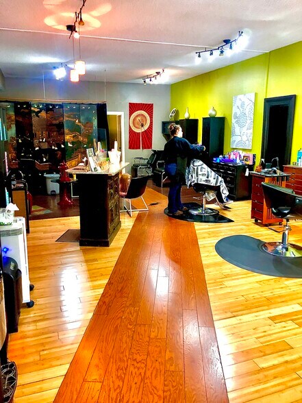 More Photos Of 40879 Highway 41, Oakhurst Freestanding For Sale