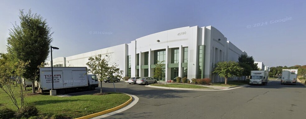 More Photos Of 45190 Prologis Plz, Sterling Warehouse For Lease