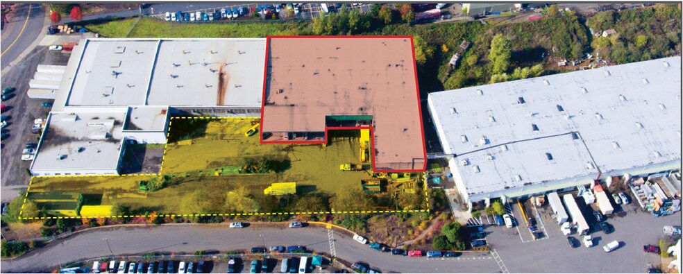 More Photos Of 2621 NW Industrial, Portland Warehouse For Lease