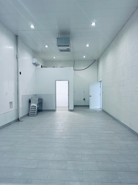 More Photos Of 12778 Market Street Rd, Houston Service For Lease