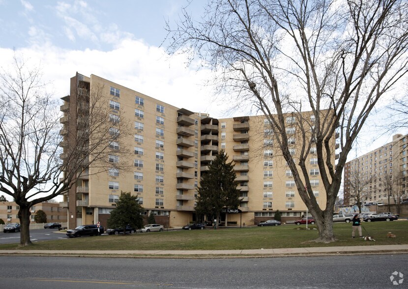 Primary Photo Of 2375 Woodward St, Philadelphia Apartments For Lease