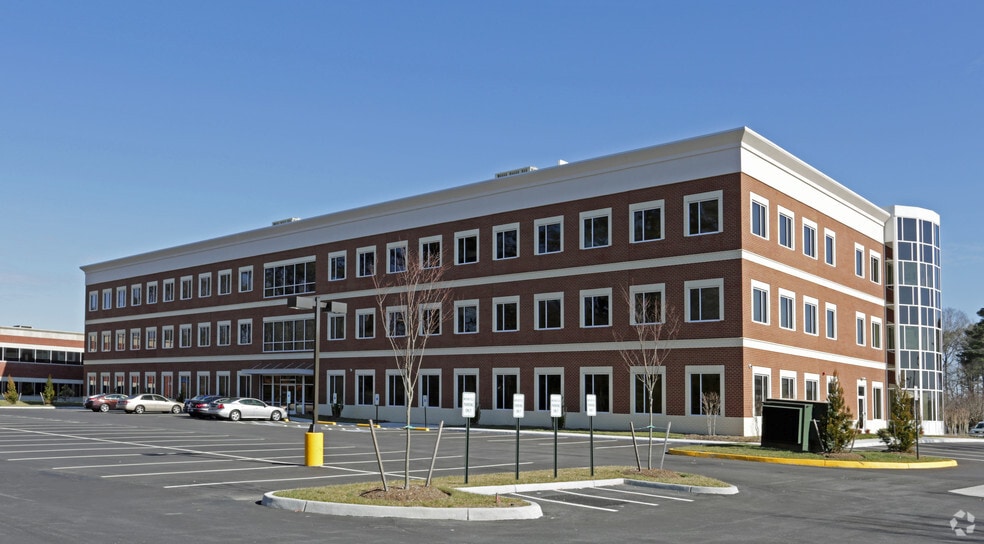 More Photos Of 555 S Independence Blvd, Virginia Beach Office For Lease