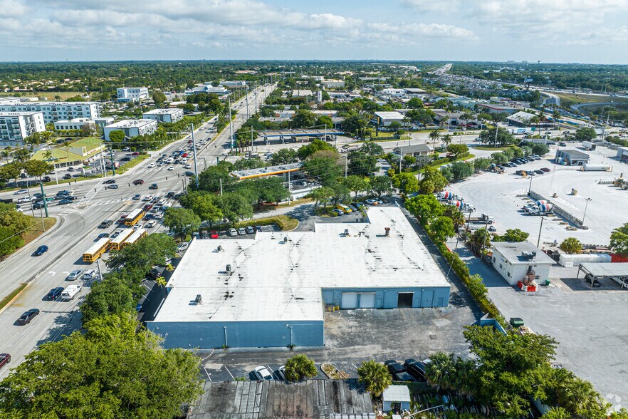 More Photos Of 101 S Congress Ave, Delray Beach Showroom For Lease