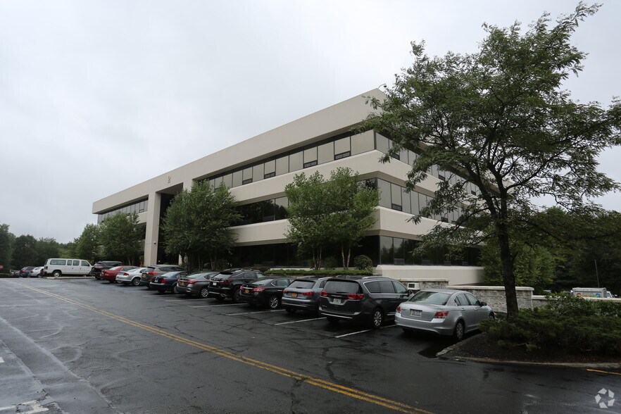 More Photos Of 2 Crosfield Ave, West Nyack Office For Lease