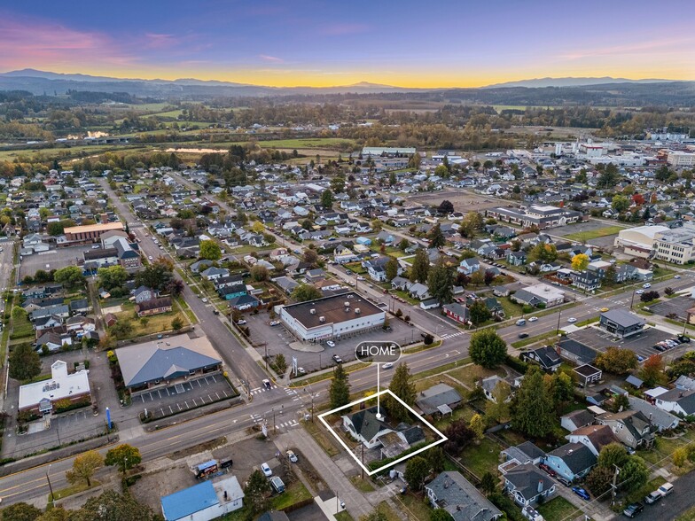 Primary Photo Of 582 S Market Blvd, Chehalis Apartments For Sale