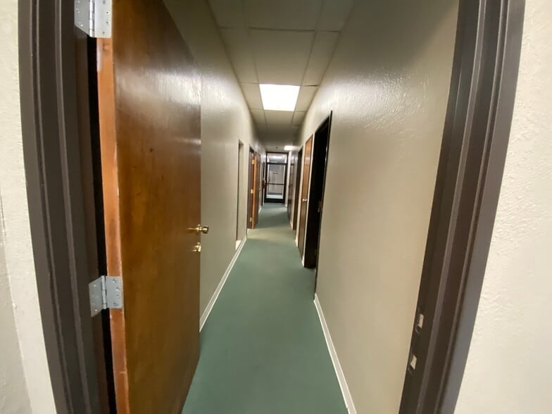 More Photos Of 706-724 5th St, Davis Office For Lease