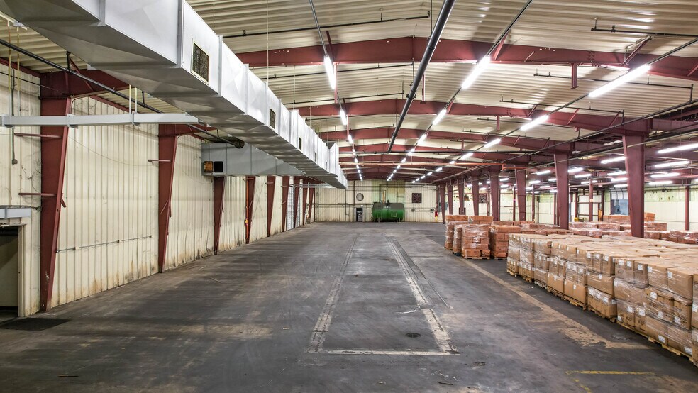 More Photos Of 124 N Charleston St, Blacksburg Warehouse For Sale