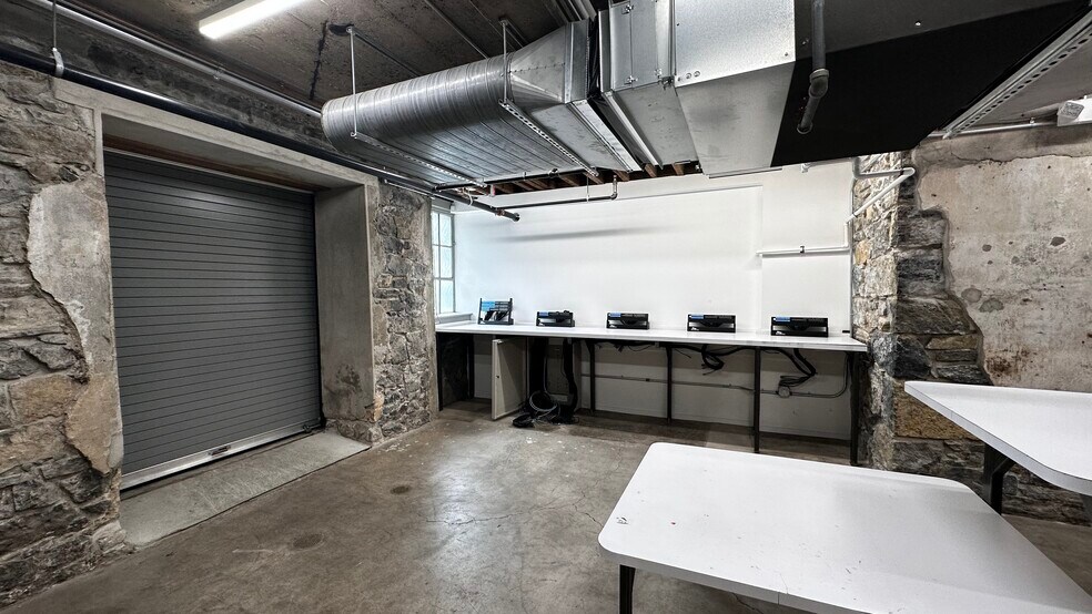 More Photos Of 225 Ferry St, Easton Office Residential For Lease