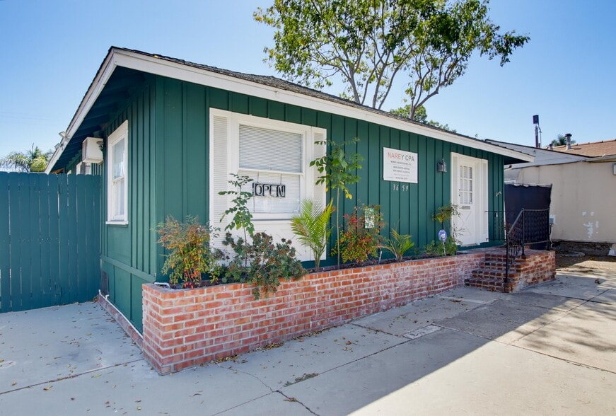 More Photos Of 3659 Adams Ave, San Diego Office For Sale
