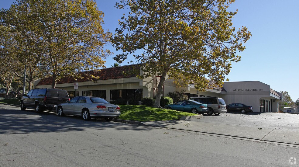 More Photos Of 50-80 Whitney Pl, Fremont Office For Sale