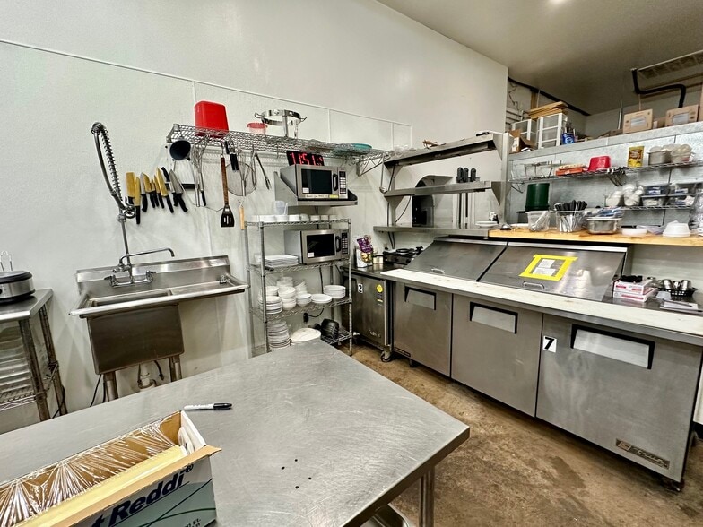 More Photos Of 202 S Broadway, Peru Storefront Retail Residential For Sale