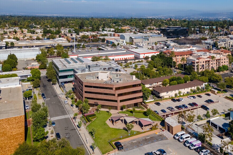 More Photos Of 50 Bellefontaine St, Pasadena Unknown For Lease