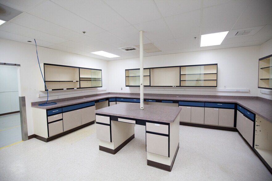 More Photos Of 1001 S 3rd St W, Missoula Manufacturing For Sale