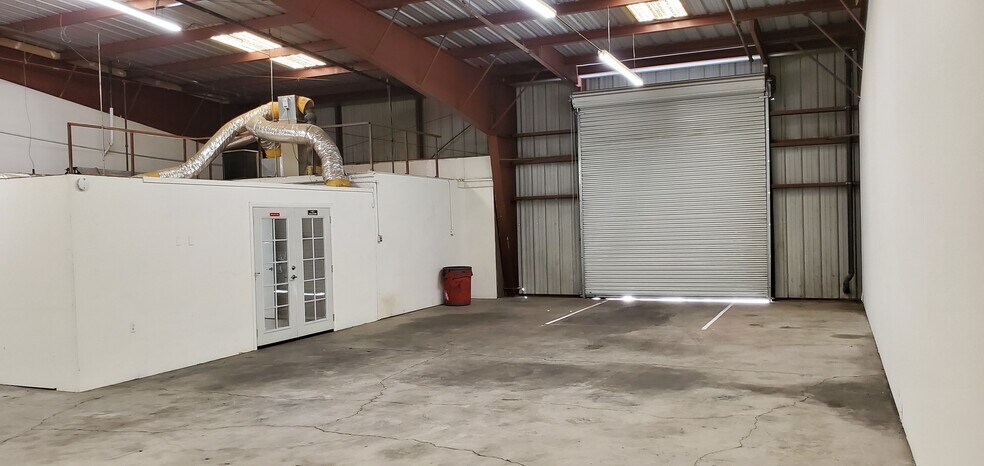 More Photos Of 1231 S Buena Vista St, San Jacinto Service For Lease