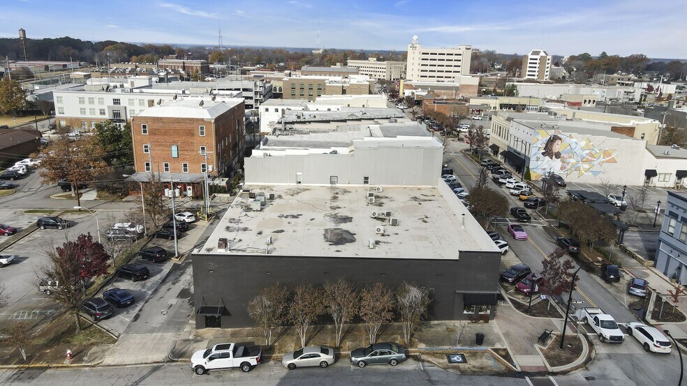 More Photos Of 219 2nd Ave SE, Decatur Storefront For Lease