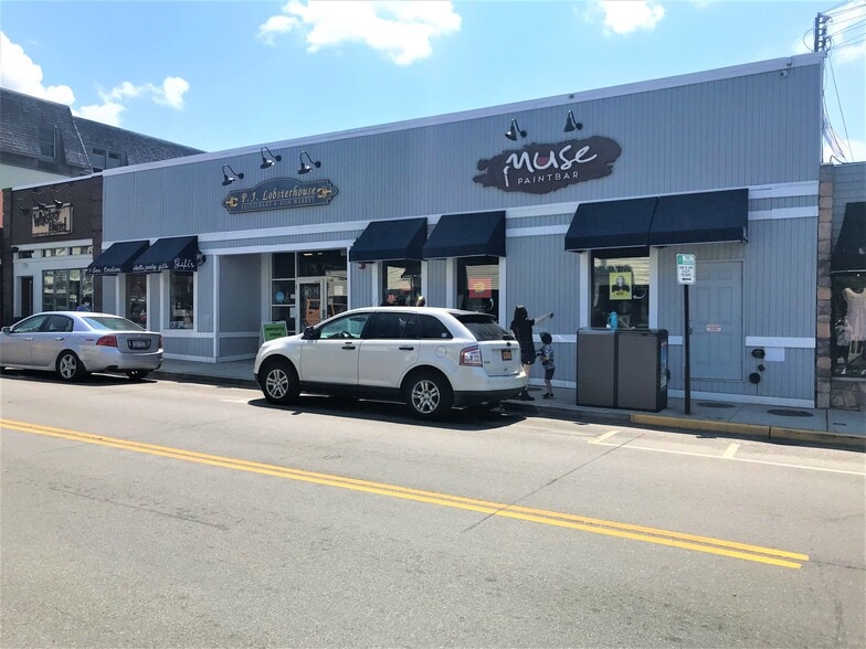 More Photos Of 134 Main St, Port Jefferson Restaurant For Sale