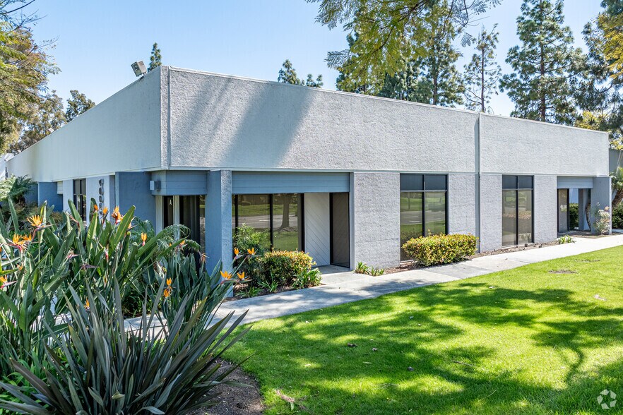 Primary Photo Of 12604 Hiddencreek Way, Cerritos Showroom For Lease