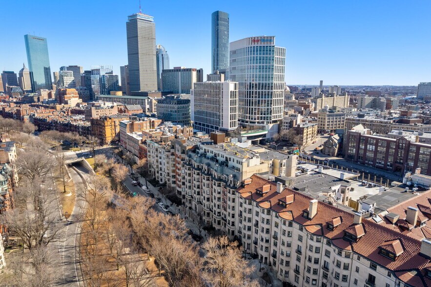 More Photos Of 400 Commonwealth Ave, Boston Medical For Sale