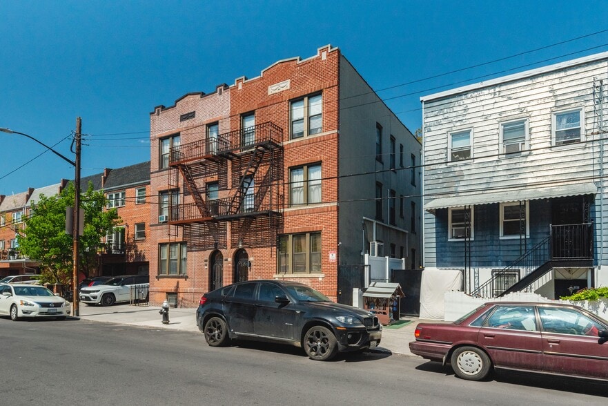 More Photos Of 3432 33rd St, Astoria Apartments For Sale