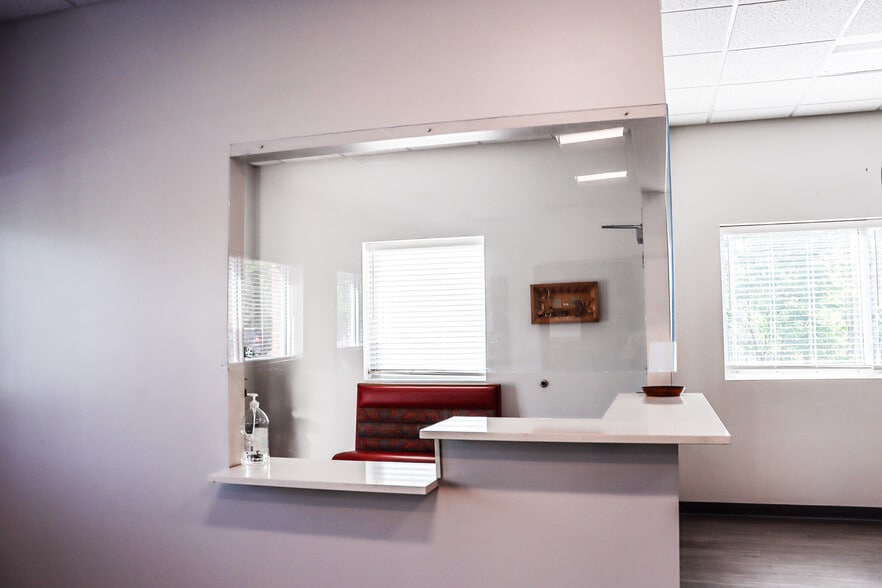 More Photos Of 7235 Bonnyshire Dr, Chattanooga Industrial For Sale