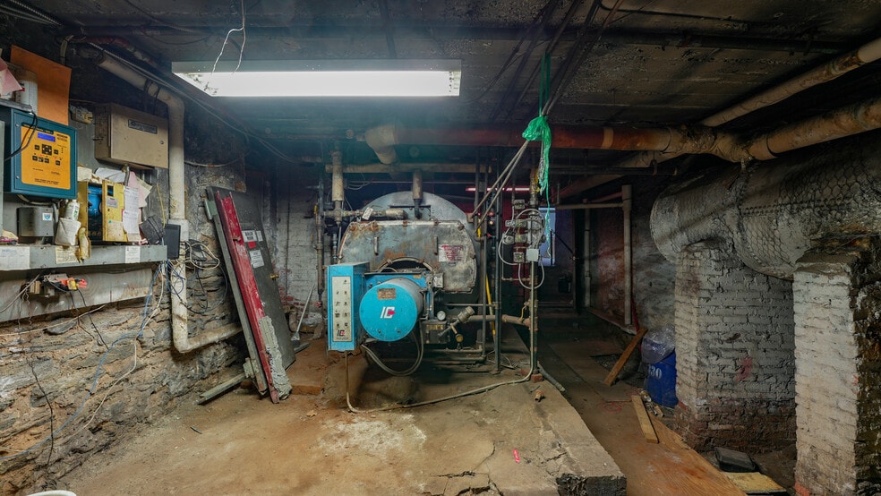 More Photos Of 330 E 22nd St, Brooklyn Apartments For Sale
