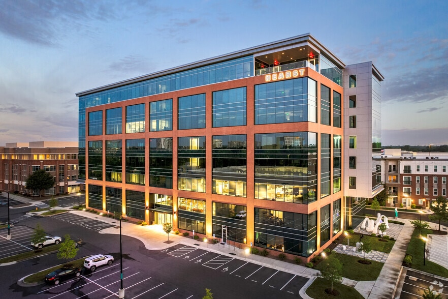 More Photos Of 3540 Toringdon Way, Charlotte Coworking Space