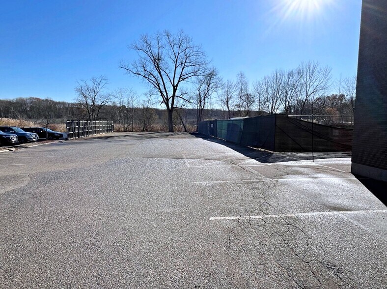 More Photos Of 58 Concord St, North Reading Office For Lease