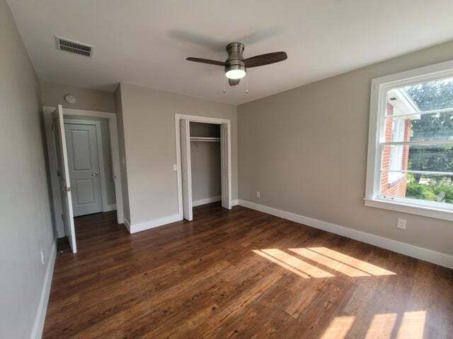 More Photos Of 4 W De Soto St, Pensacola Apartments For Sale