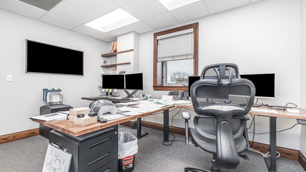 More Photos Of 11470 Industrial Dr, Galena Warehouse For Sale