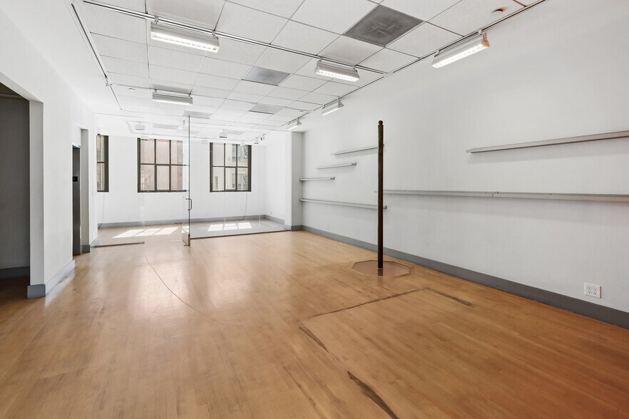 More Photos Of 460 Bush St, San Francisco Office For Lease