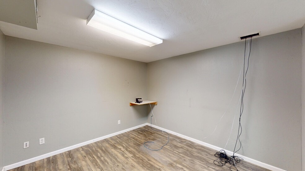 More Photos Of 549 S 10th St, Grand Junction Warehouse For Sale