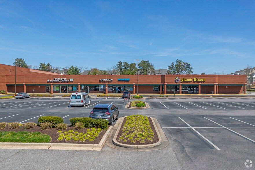 More Photos Of 8125-8159 Ritchie Hwy, Pasadena Unknown For Lease