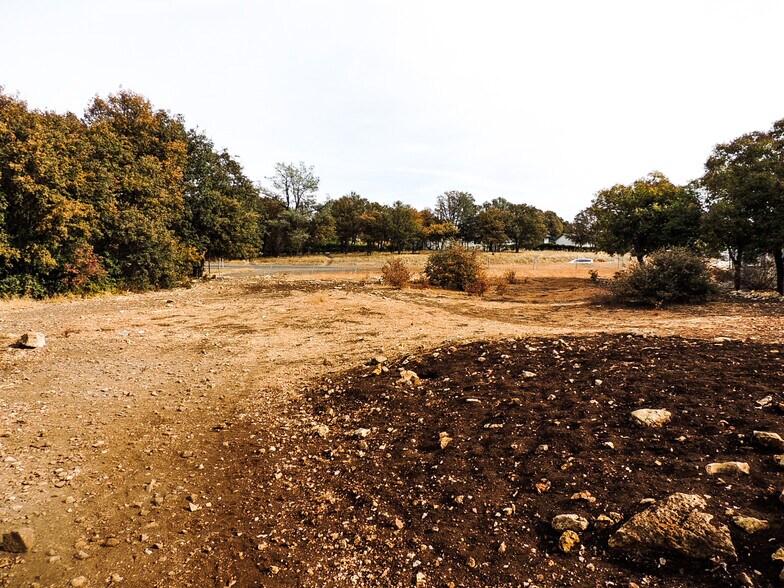 More Photos Of 4456 Manzanita Ave, Clearlake Storefront Retail Office For Sale