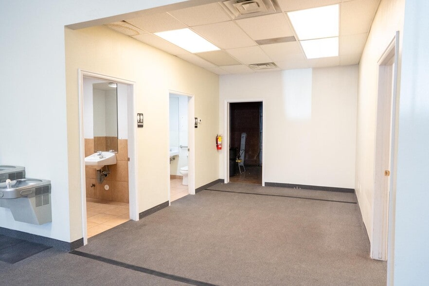 More Photos Of 1397 W Sunset Blvd, Saint George Storefront Retail Office For Lease