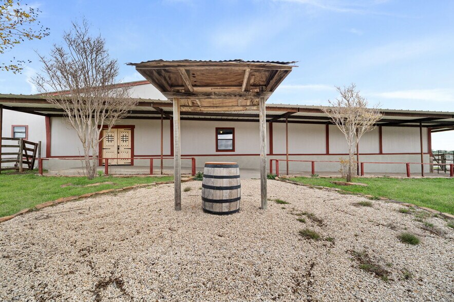 More Photos Of 2412 Usener Rd rd, Fredericksburg Winery Vineyard For Sale