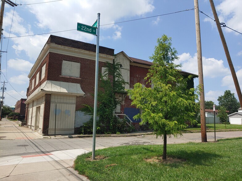 More Photos Of 1010-1016 E Main St, Columbus Storefront Retail Residential For Sale