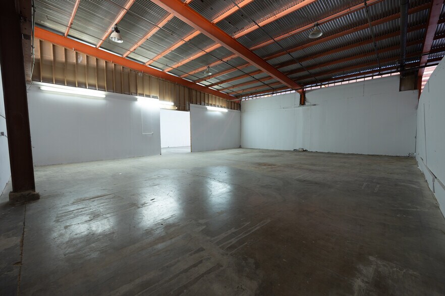 More Photos Of 1400 N C St, Sacramento Warehouse For Lease