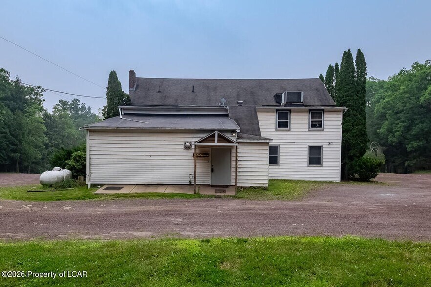 More Photos Of 5501 Bear Creek Blvd, Bear Creek General Retail For Sale