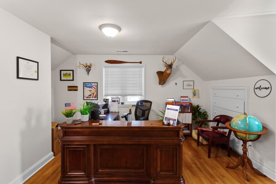 More Photos Of 2352 Jefferson Hwy, Waynesboro Office For Sale