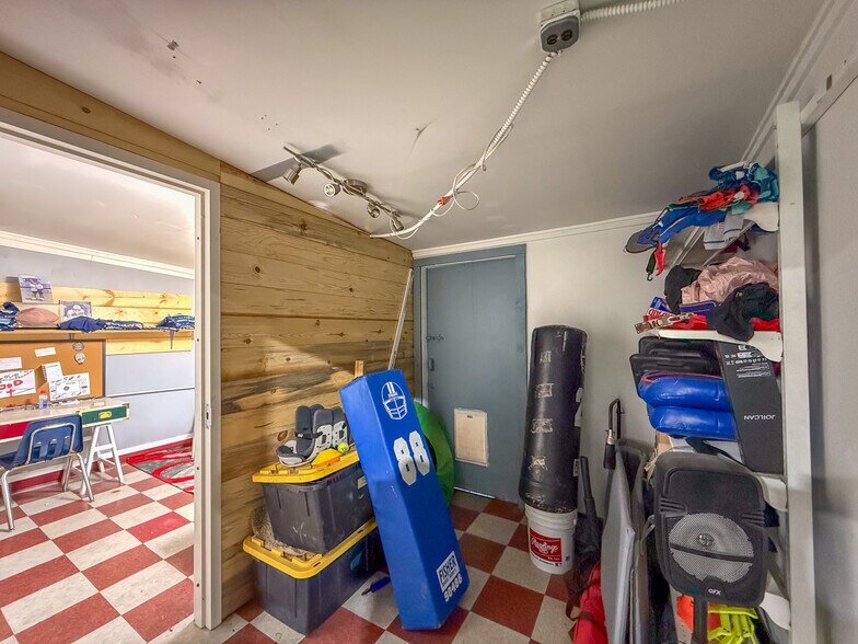 More Photos Of 1730 SE Melrose Dr, Prineville Industrial For Sale
