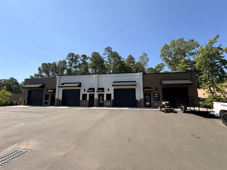 More Photos Of 4617 Hillsborough Rd, Durham Light Manufacturing For Lease