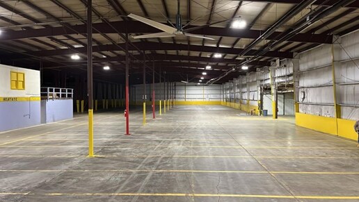 More Photos Of 69687 Kraus Rd, Edwardsburg Warehouse For Lease