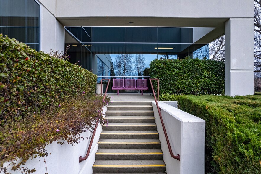 More Photos Of 2260 Douglas Blvd, Roseville Office For Sale