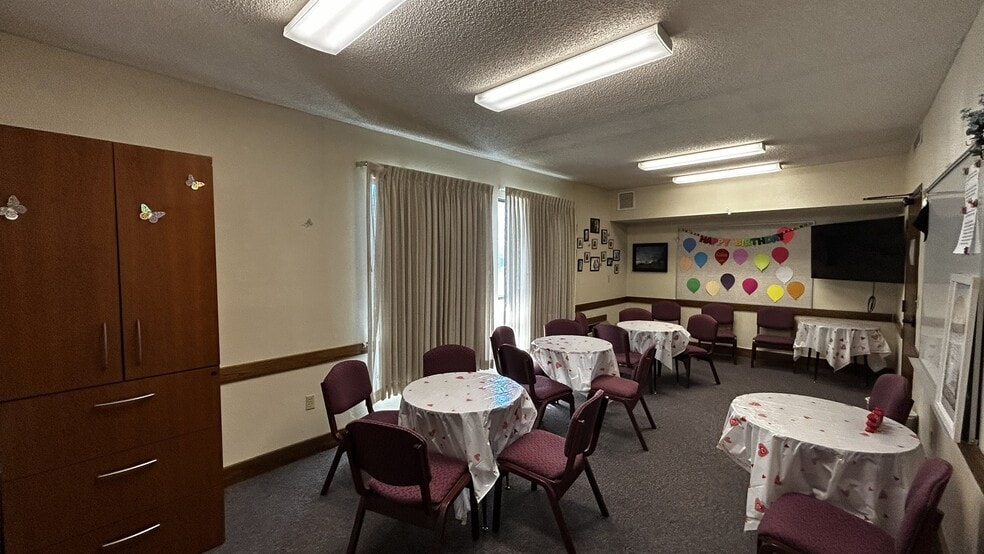 More Photos Of 11315 White Oak Ave, Granada Hills Specialty For Sale