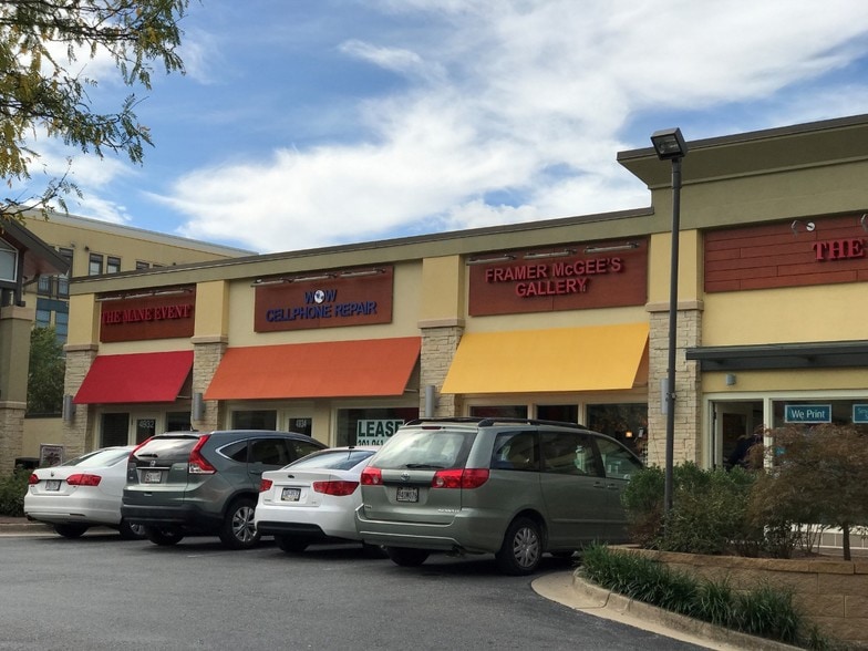 More Photos Of 4915-4929 Elm St, Bethesda Storefront For Lease