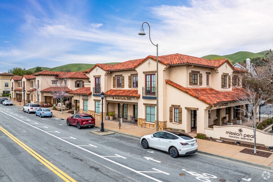 More Photos Of 43430-43480 Mission Blvd, Fremont Freestanding For Sale